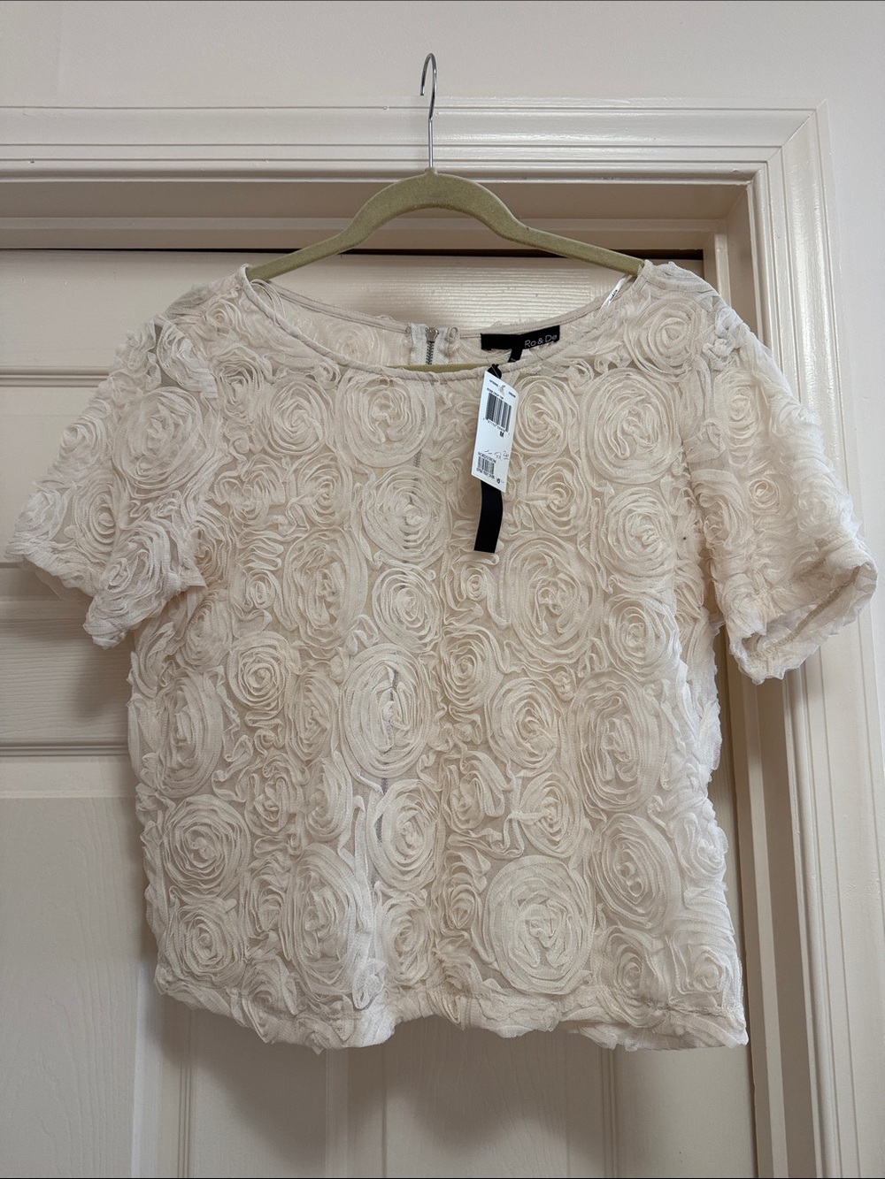 Ro & De Cream Rosette Short Sleeve Blouse